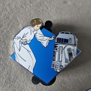 New Princess Leia And R2-D2 Star Wars Disney Park Pin